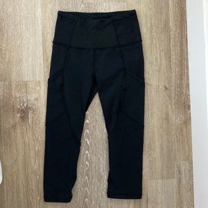 black lululemon leggings